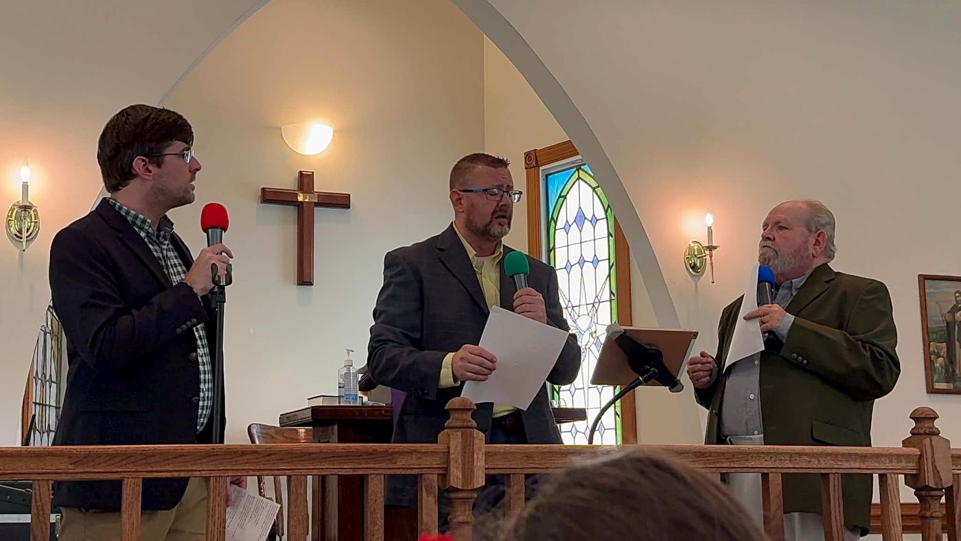 Crimson Road performing and ministering, photo 17
