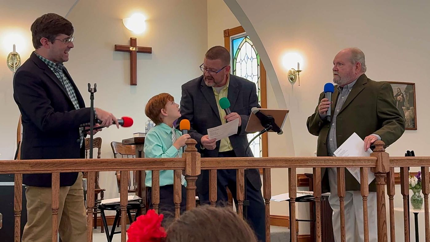 Crimson Road performing and ministering, photo 19